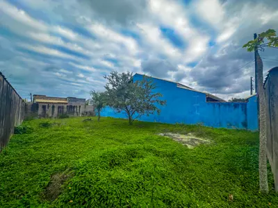 Terreno - Murado com  quartos  a 900 metros praia.