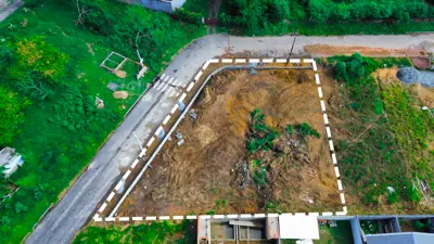 Terreno - Amplo com  dormitórios  a 1500,00 metros praia.