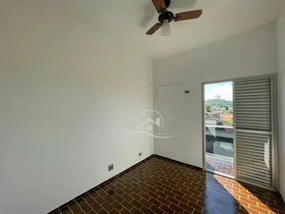 Apartamento - Amplo com 3 quartos (sendo 1 suite(s)) a 50,00 metros praia.