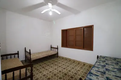 Sítio - Alto com  quartos  a 3000,00 metros praia.