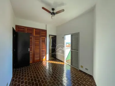 Apartamento - Amplo com 3 quartos (sendo 1 suite(s)) a 100,00 metros praia.