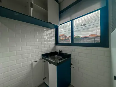 Apartamento - Amplo com 1 quartos (sendo 1 suite(s)) a 700,00 metros praia.