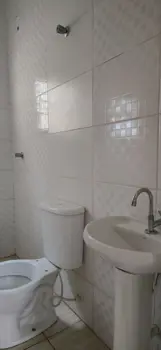 Casa - Térrea com 2 quartos (sendo 1 suite(s)) a 4300,00 metros praia.