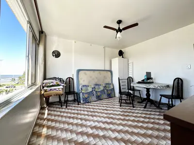 Apartamento - Amplo com 1 quartos (sendo 0 suite(s)) a 0,00 metros praia.