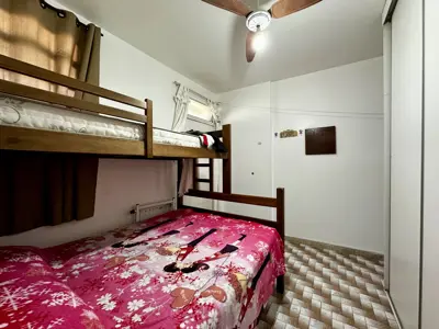 Apartamento - Amplo com 1 quartos (sendo 0 suite(s)) a 0,00 metros praia.