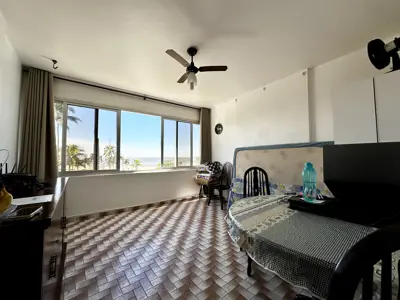 Apartamento - Amplo com 1 quartos (sendo 0 suite(s)) a 0,00 metros praia.