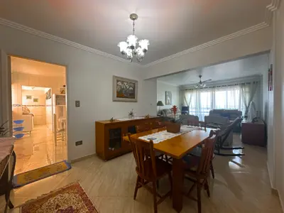 Apartamento - Alto com 3 quartos (sendo 1 suite(s)) a 400,00 metros praia.