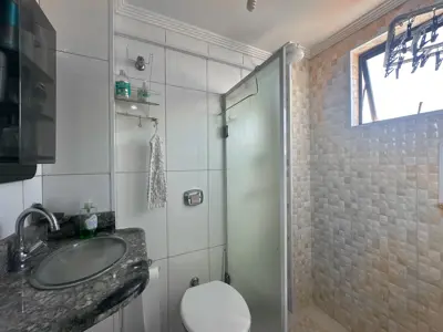 Apartamento - Alto com 3 quartos (sendo 1 suite(s)) a 400,00 metros praia.