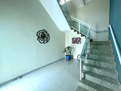 Apartamento - Duplex com 2 quartos  a 500,00 metros praia.