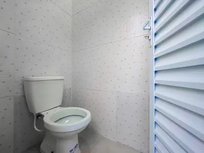 Casa - Térrea com piscina com 2 quartos (sendo 1 suite(s)) a 1000,00 metros praia.