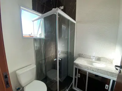 Apartamento - Kitnet com 1 quartos  a 150,00 metros praia.