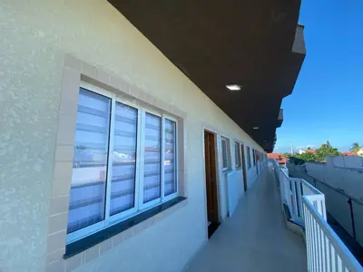 Apartamento - Kitnet com 1 quartos  a 150,00 metros praia.
