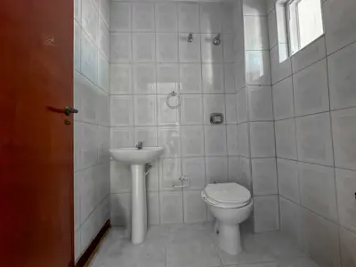 Apartamento - Alto com 3 quartos (sendo 1 suite(s)) a 400,00 metros praia.