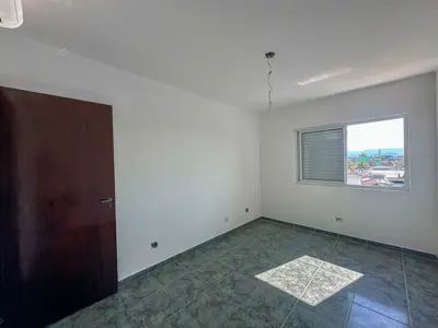 Apartamento - Alto com 3 quartos (sendo 1 suite(s)) a 400,00 metros praia.