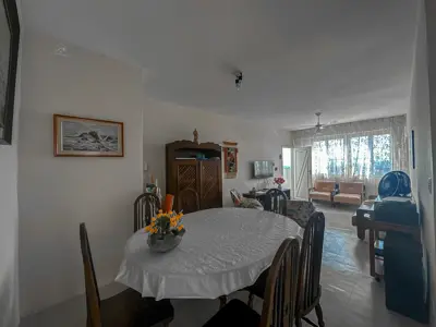 Apartamento - Alto com 3 quartos (sendo 1 suite(s)) a 10,00 metros praia.