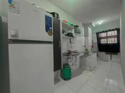 Apartamento - Kitnet com 2 quartos (sendo 0 suite(s)) a 3500,00 metros praia.