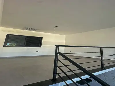 Apartamento - Loft com 1 quartos (sendo 0 suite(s)) a 800,00 metros praia.
