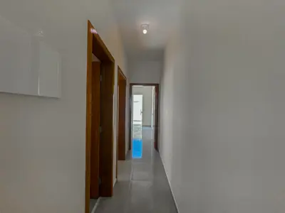 Casa - Térrea com 2 quartos (sendo 1 suite(s)) a 3,00 metros praia.