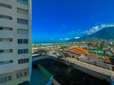 Apartamento - Alto com 3 quartos (sendo 0 suite(s)) a 0,00 metros praia.