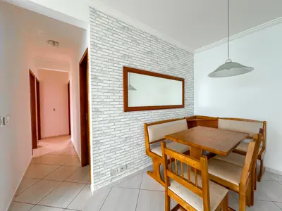 Apartamento - Amplo com 2 quartos (sendo 1 suite(s)) a 0,00 metros praia.
