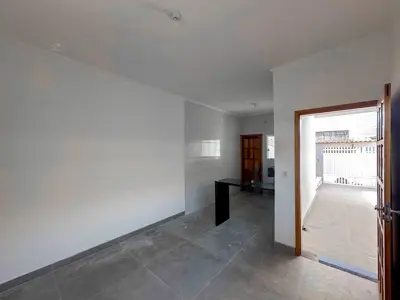 Casa - Térrea com piscina com 3 quartos (sendo 1 suite(s)) a 1300,00 metros praia.