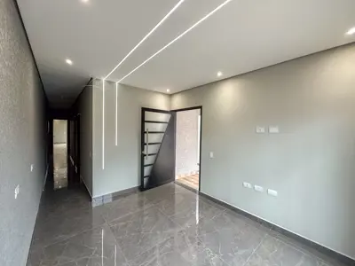 Casa - Térrea com piscina com 2 quartos (sendo 1 suite(s)) a 3000,00 metros praia.