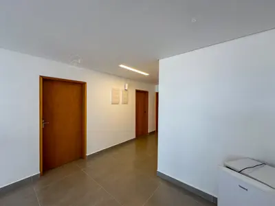Casa - Sobrado Novo com 4 quartos (sendo 4 suite(s)) a 1500,00 metros praia.