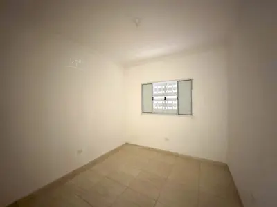 Casa - Térrea com 3 quartos (sendo 1 suite(s)) a 800,00 metros praia.