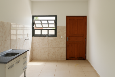 Casa - Térrea com 2 quartos (sendo 1 suite(s)) a 1600,00 metros praia.