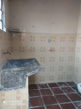 Casa - Térrea com 2 quartos (sendo 0 suite(s)) a 1100,00 metros praia.