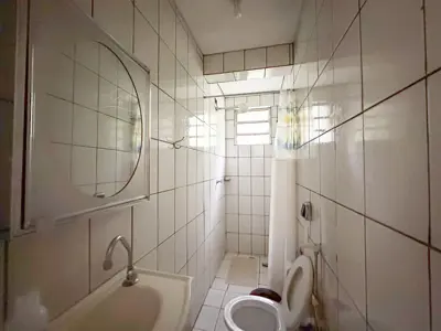 Casa - Térrea com 3 quartos (sendo 1 suite(s)) a 2000,00 metros praia.