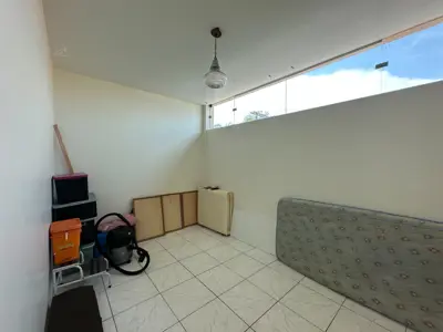 Casa - Sobrado com 6 quartos (sendo 4 suite(s)) a 800,00 metros praia.