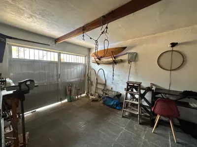 Casa - Térrea com 2 quartos (sendo 0 suite(s)) a 800,00 metros praia.