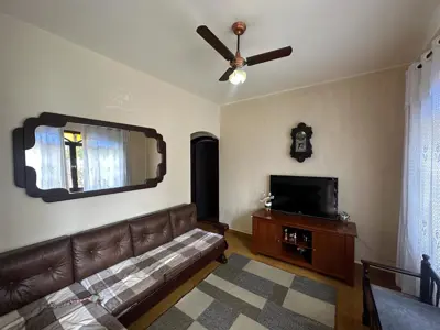 Casa - Térrea com 2 quartos (sendo 0 suite(s)) a 800,00 metros praia.
