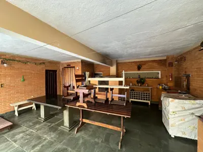 Casa - Térrea com 2 quartos (sendo 0 suite(s)) a 800,00 metros praia.