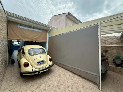 Casa - Térrea com 2 quartos (sendo 1 suite(s)) a 1100,00 metros praia.