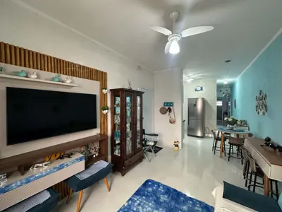 Casa - Térrea com 2 quartos (sendo 1 suite(s)) a 1100,00 metros praia.