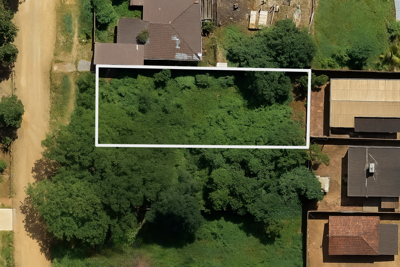 Terreno - Amplo com  quartos  a 2500,00 metros praia.