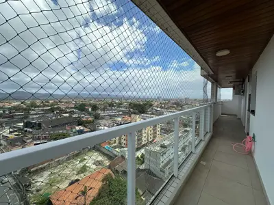 Apartamento - Cobertura com 3 quartos (sendo 2 suite(s)) a 400,00 metros praia.