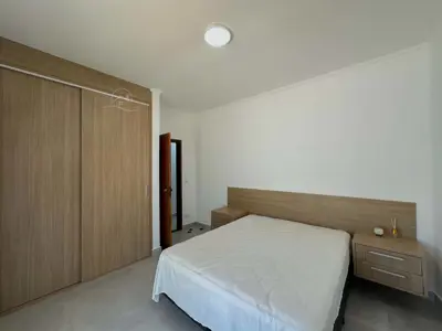 Casa - Sobrado Novo com 4 quartos (sendo 2 suite(s)) a 500,00 metros praia.