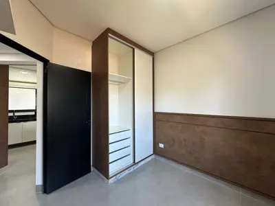 Apartamento - Amplo com 2 quartos (sendo 0 suite(s)) a 800,00 metros praia.