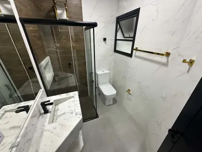 Apartamento - Amplo com 2 quartos (sendo 0 suite(s)) a 800,00 metros praia.