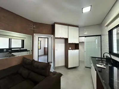 Apartamento - Amplo com 2 quartos (sendo 0 suite(s)) a 800,00 metros praia.