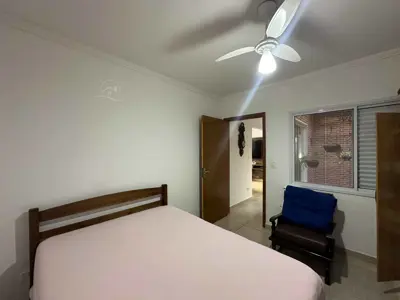 Casa - Térrea com 3 quartos (sendo 1 suite(s)) a 700,00 metros praia.