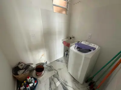 Apartamento - Alto com 2 quartos (sendo 2 suite(s)) a 0,00 metros praia.