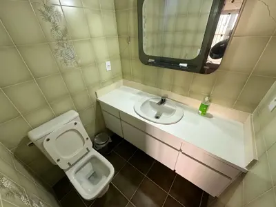 Apartamento - Alto com 2 quartos (sendo 2 suite(s)) a 0,00 metros praia.