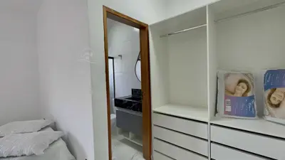 Casa - Térrea com piscina com 3 quartos (sendo 3 suite(s)) a 3000,00 metros praia.