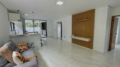 Casa - Térrea com piscina com 3 quartos (sendo 3 suite(s)) a 3000,00 metros praia.