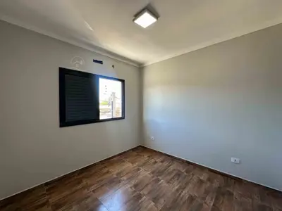Apartamento - Cobertura com 2 quartos  a 900,00 metros praia.