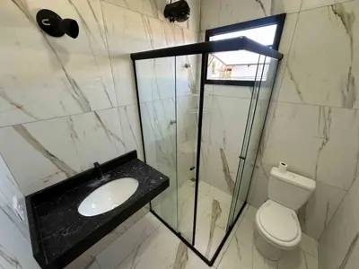 Apartamento - Cobertura com 2 quartos  a 900,00 metros praia.